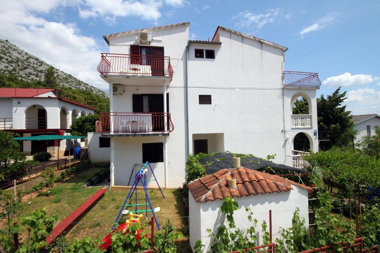 Apartments With A Parking Space Starigrad, Paklenica - 6431 Extérieur photo